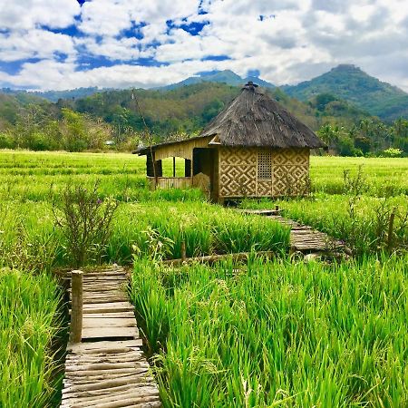 Tado Homestay Limbung Buitenkant foto